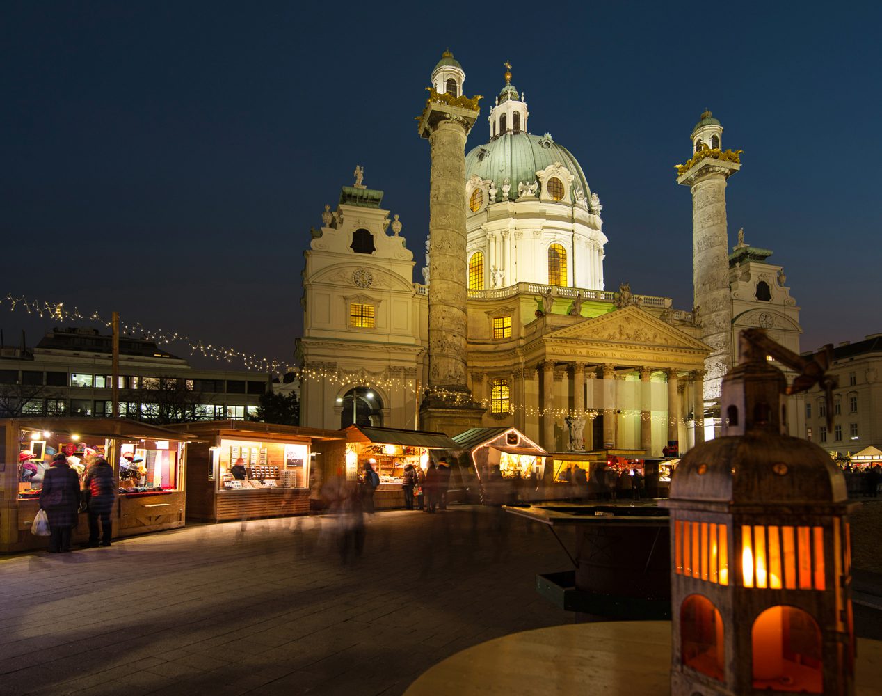  Christkindlmarkt karlsplatz